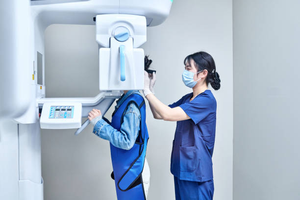 Best Emergency Dental Extractions in Stockton, IL