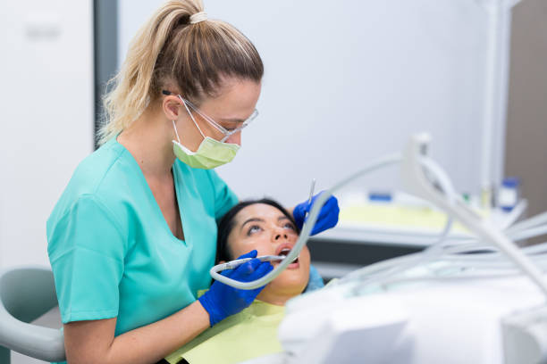 Best Emergency Dental Extractions in Stockton, IL